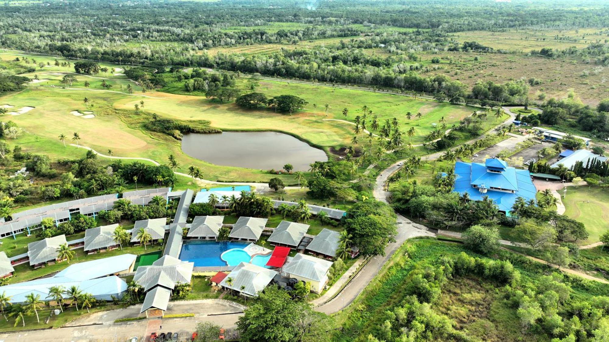 Artitaya Borneo Golf & Resort 파파 외부 사진